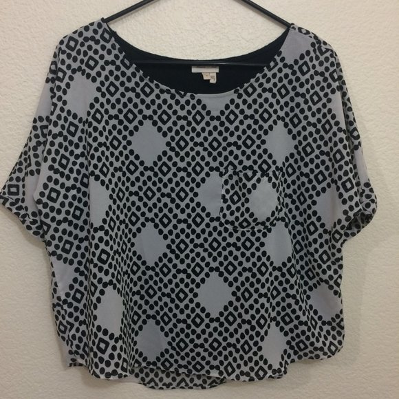 4/$25 🛍 Meadow Rue Anthropologie Boxy Layered Top - Picture 2 of 8